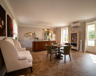 Borgo Piani - Camere di Charme - Mango - Comedor