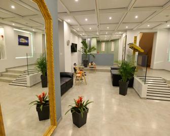Hotel Byron - Athens - Lobby