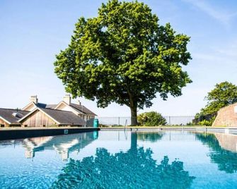 Coed Helen Holiday Park - Caernarfon - Piscina