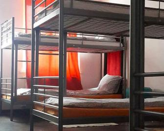 Art Hostel - Krakow - Bedroom
