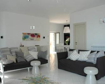 Casale Santa Rosalia - San Mauro Cilento - Living room