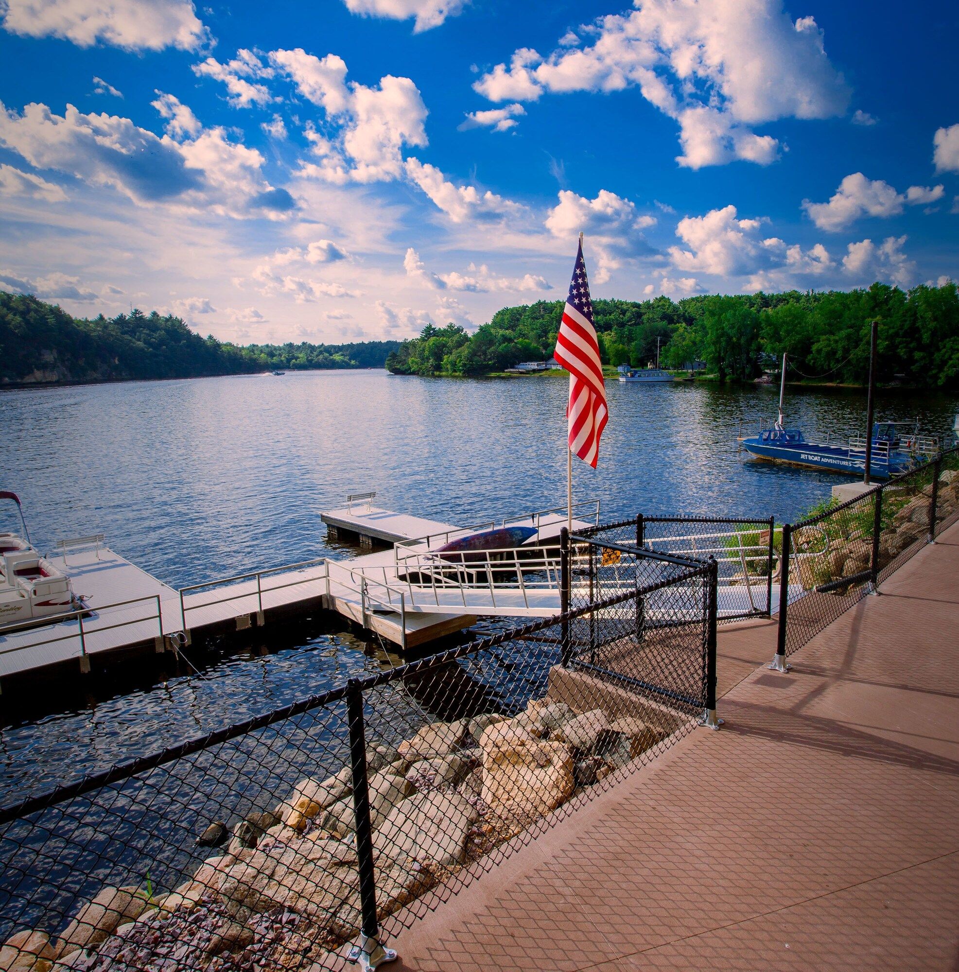 Natura Vue Resort & Boathouse - Wisconsin Dells