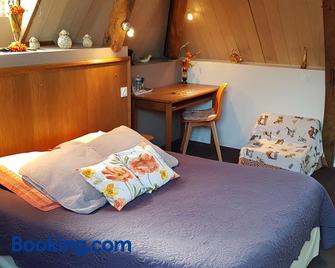 Au Bosquet Fleuri - Azay-le-Ferron - Bedroom