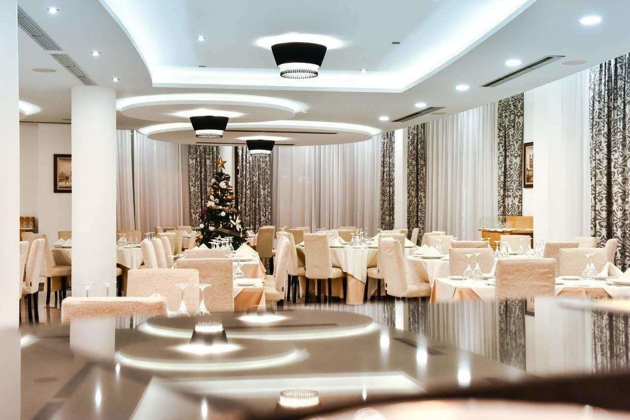 Hotel Airport Tirana - טיראנה - מסעדה