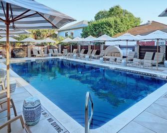 Sundial Inn Unit 2 - Tybee Island - Basen