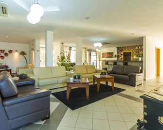 Glenridge Resort By Albufeira Rental - אלבופרה - לובי