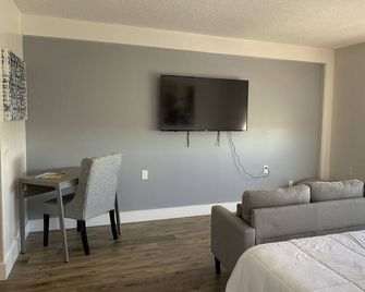 Innovative Studio Apartment - Gadsden