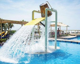 Mishol Hotel & Beach Club - El Quemado - Alberca