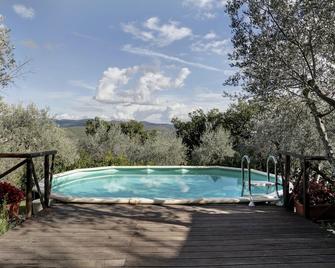 Lodge Ricavo con piscina panoramica - Gaiole In Chianti - Bazén