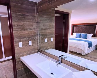 Hotel Tierras Blancas - Valle de Bravo - Kamar Mandi
