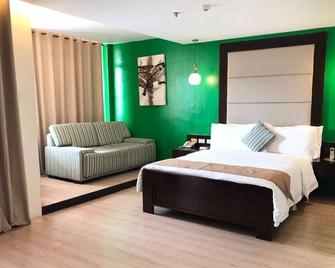 Coron Gateway Hotel & Suites - קורון - חדר שינה