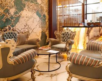 Hotel Amelia Mare - Golem - Area lounge