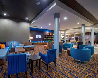 Courtyard by Marriott Columbus - Columbus - Lounge