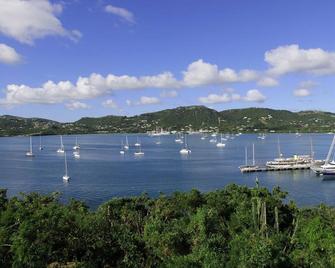 The Garden House, 2 bed and bath, private pool, Views, Walk to Marinas and Beach - English Harbour - Outdoors view