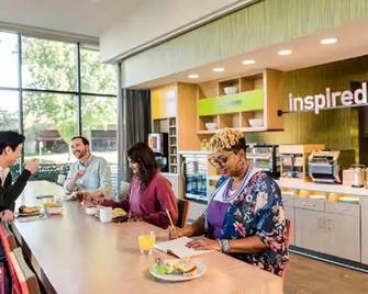 Home2 Suites by Hilton Thomasville - Thomasville