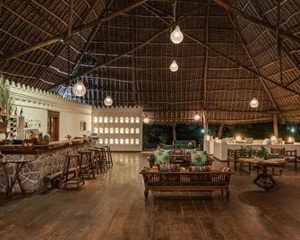 Hakuna Majiwe Beach Lodge - Paje - Restaurant