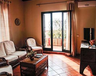 B&B Porta Bagni - Sciacca - Sala de estar