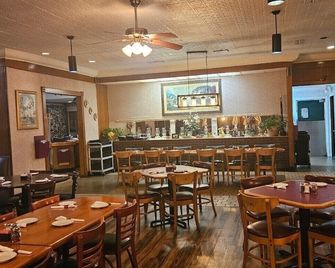 Executive Inn & Suites - Marshall - Restaurant