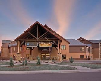 Beautiful Resort in Glacier Canyon 1BD Deluxe near Circus World - Baraboo - Gebouw