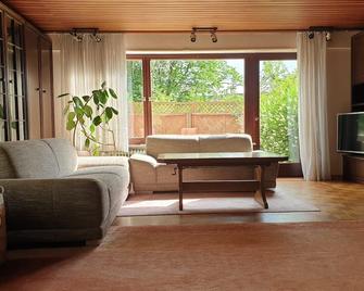 Haus Thea bei Stuttgart - Leonberg - Wohnzimmer