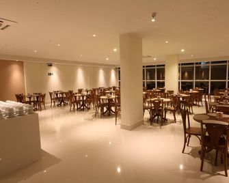 Hotel Caiuá Cascavel - Cascavel - Restaurant