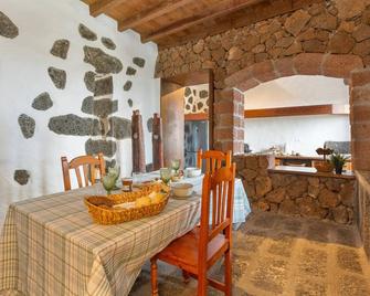 El Rincón de Guatisea - San Bartolomé - Dining room