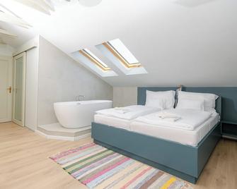 Bohém Borklub - Tállya - Bedroom
