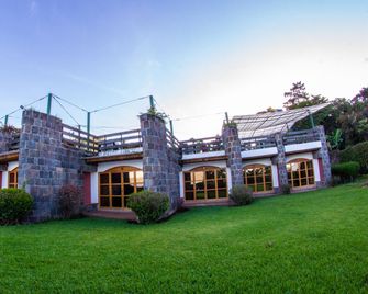 Hotel Posada de Don Rodrigo Panajachel - Panajachel - Building