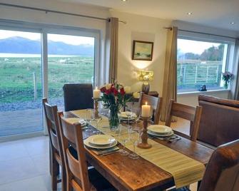 Lurach - Appin - Dining room