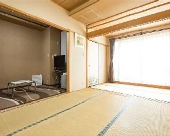 Hotel Hachiman - Ōmihachiman - Slaapkamer