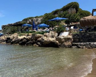 The Arkin Colony Hotel - Kyrenia