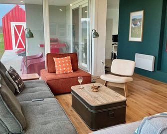 Country cottage, exceptional view, lake, dunes and sea. 5 minutes from the beach - Kensington - Sala de estar