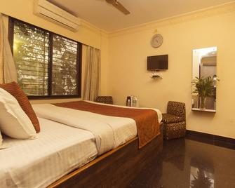 Apples Balaji Inn - Siliguri - Bedroom