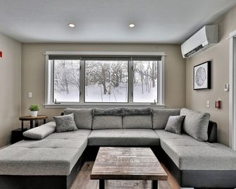 Killington Center Inn & Suites by Killington VR - 1 Bedrooms - Killington - Sala de estar