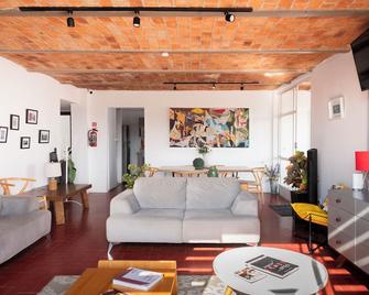 Hostel Nube Mía - Guadalajara - Living room