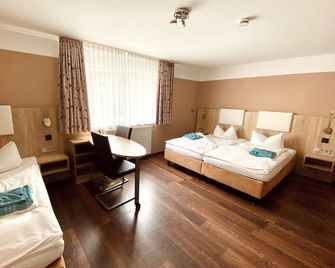 Hotel garni Kleindienst - Amberg - Schlafzimmer