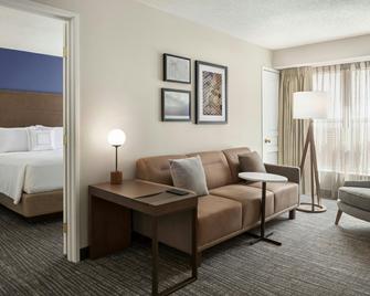Residence Inn by Marriott Kansas City Independence - Independence - Soveværelse