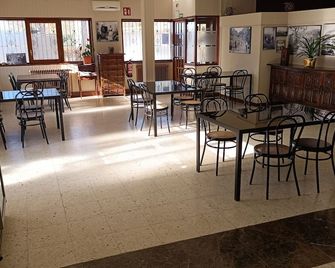 Hostal Braseria Missamaroi - Vandellòs i l'Hospitalet de l'Infant - Ristorante