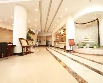 Huifeng Hotel - Anyang