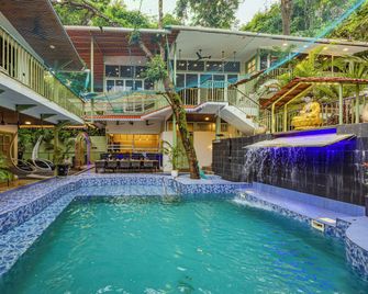 Clarence Retreat Goa - Nerul - Pool