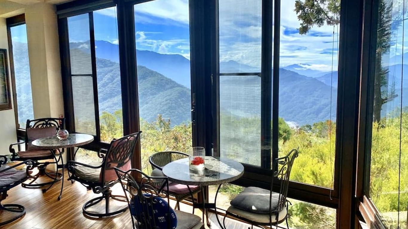 مارجاريت جاردن فيلا