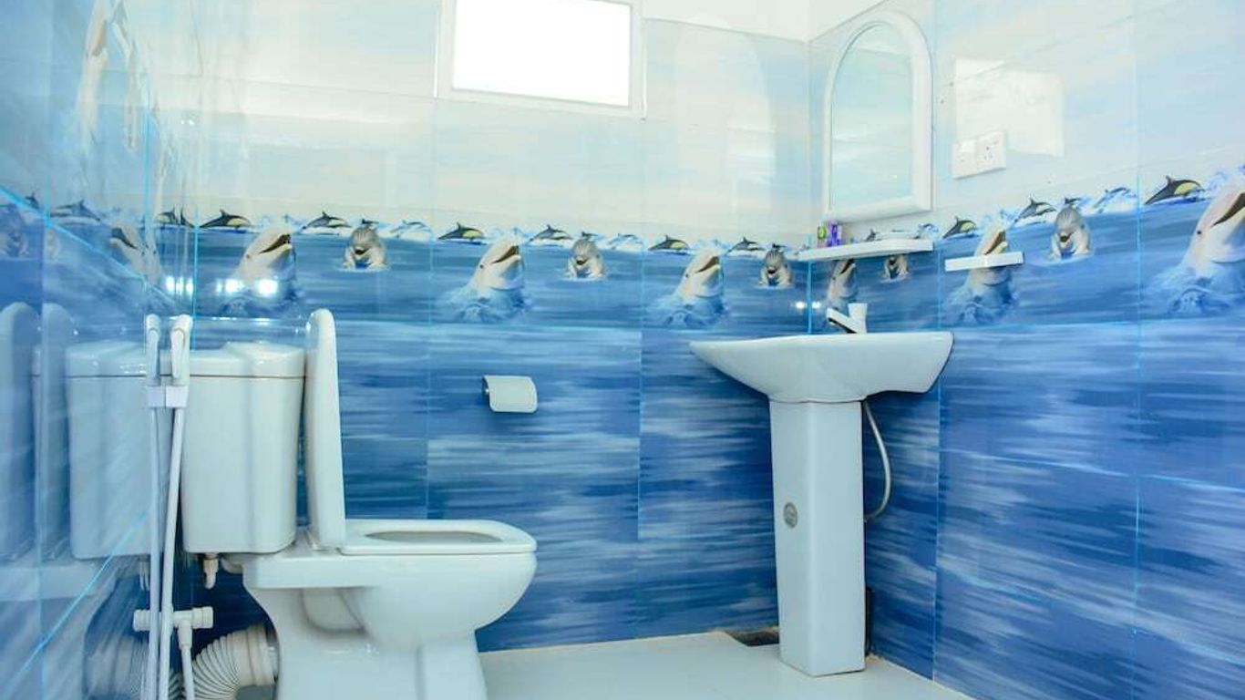 Gloriya Mathews family villa