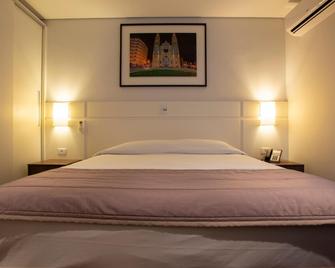 Hotel Centro Europeu - Curitiba - Habitación