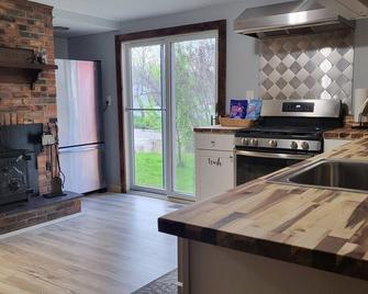 Charming riverside home - North East - Kitchen