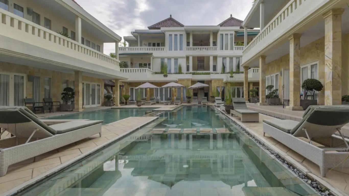 Bali Court Hotel & Apartment