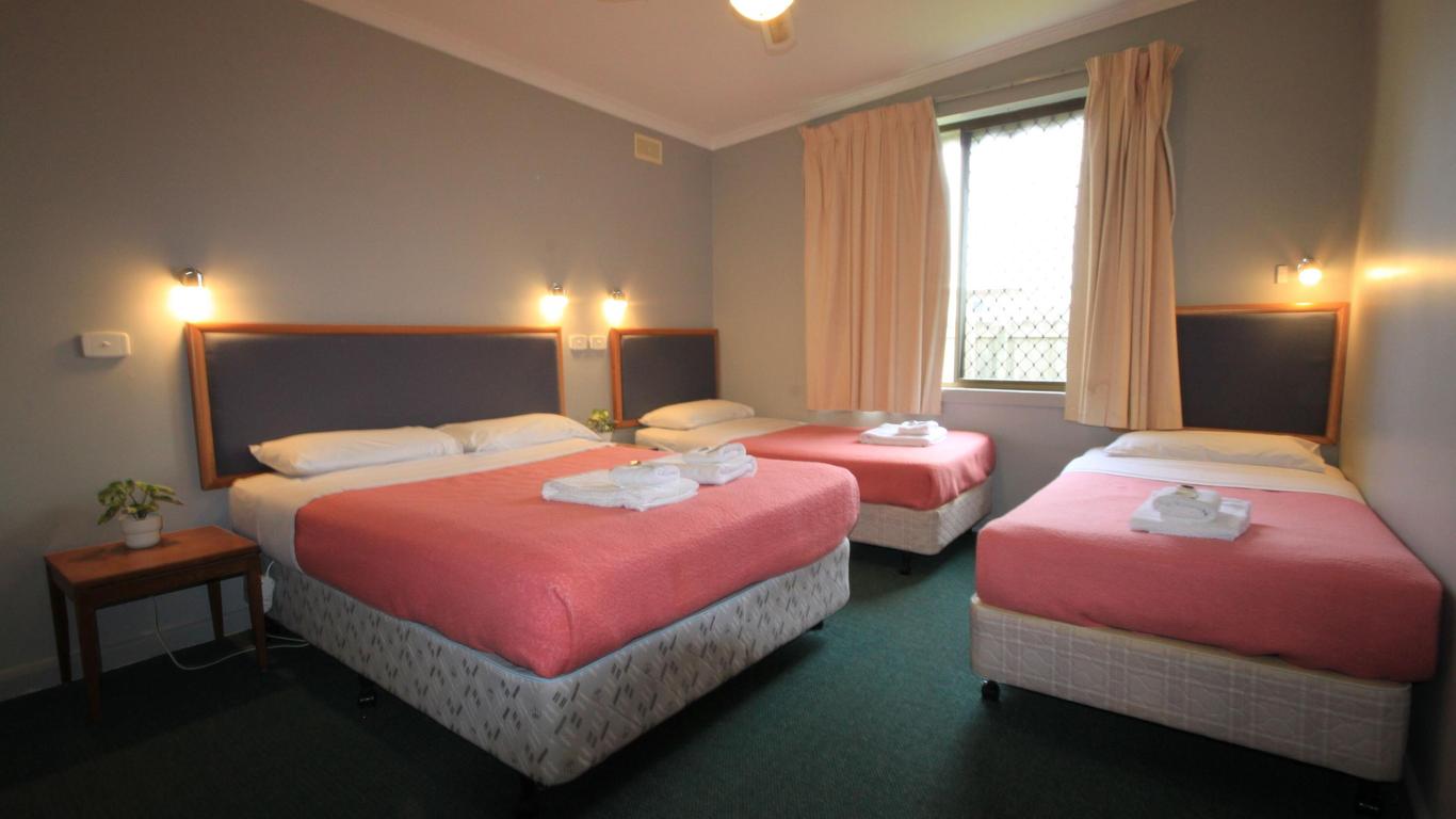 Pelicans Motel San Remo