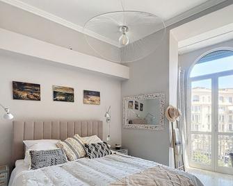 Appartement 2 pièces climatisé au centre de Menton - FR-1-647-40 - Menton - Schlafzimmer