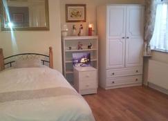 Town House - Ennis - Bedroom