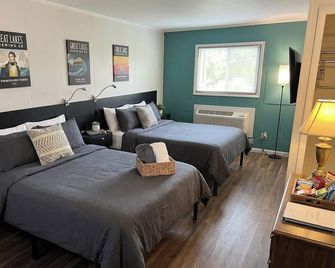 The Cedar Micro Resort - Sandusky
