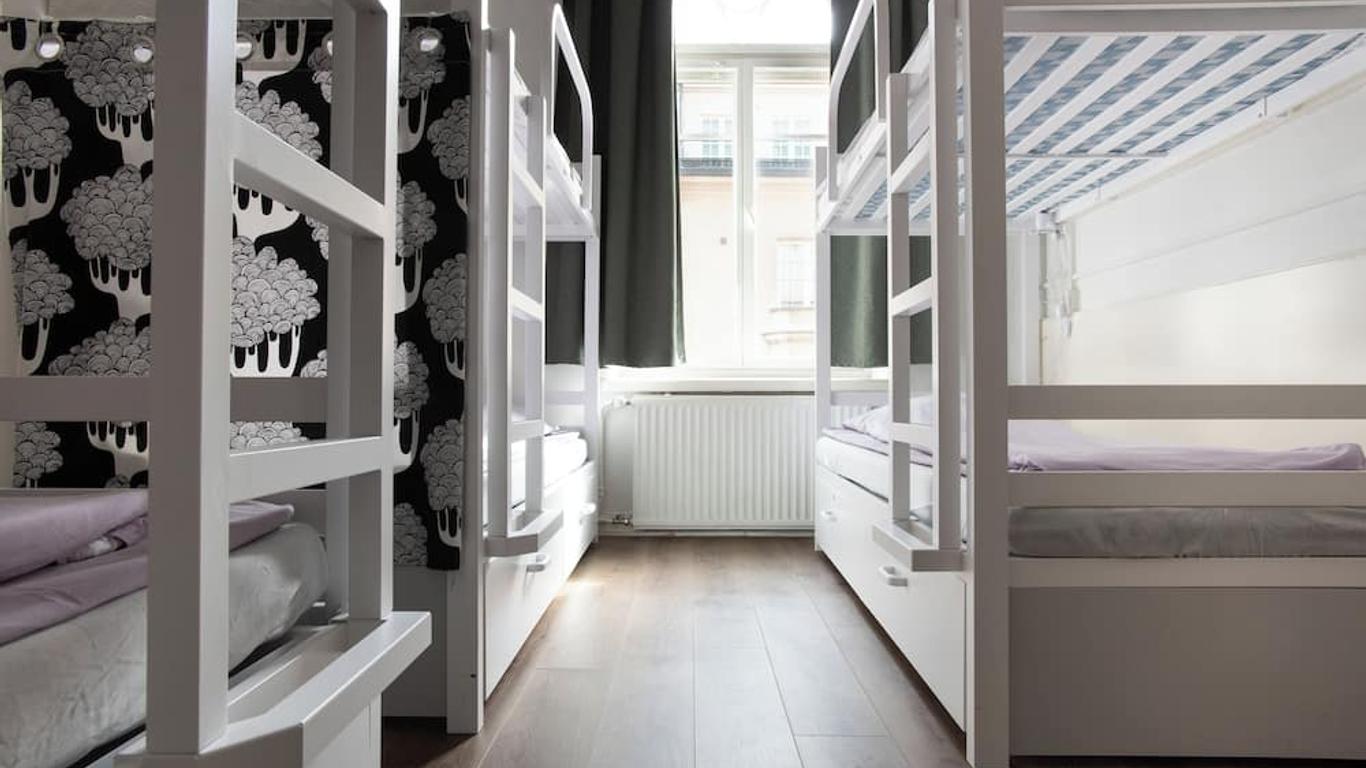 Hostel Diana Park